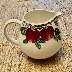 🍎 SALE Large 64oz Pitcher, NANCY CALHOUN Bella Roma Cafe Classico